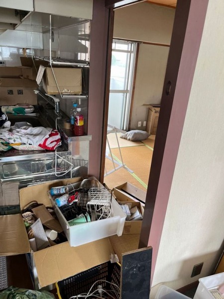 ゴミ部屋片付け途中